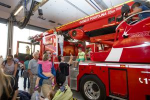 Otvoritev gasilsko reševalnega centra, Foto atelje Postojna063